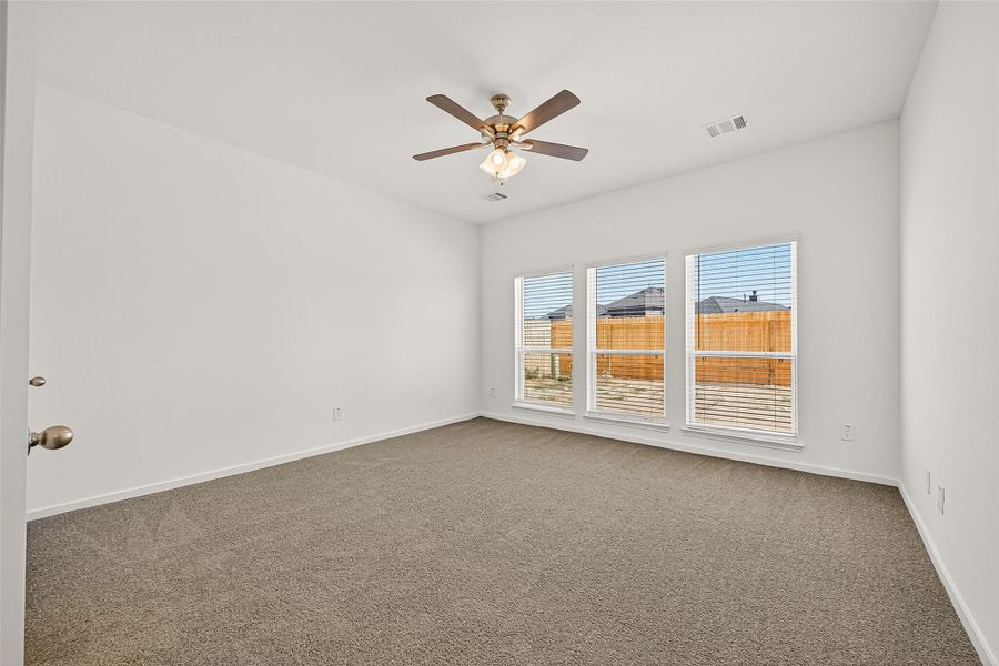 Spacious, unfurnished interior of a new home in Mill Creek Trails, Magnolia (Image 26).