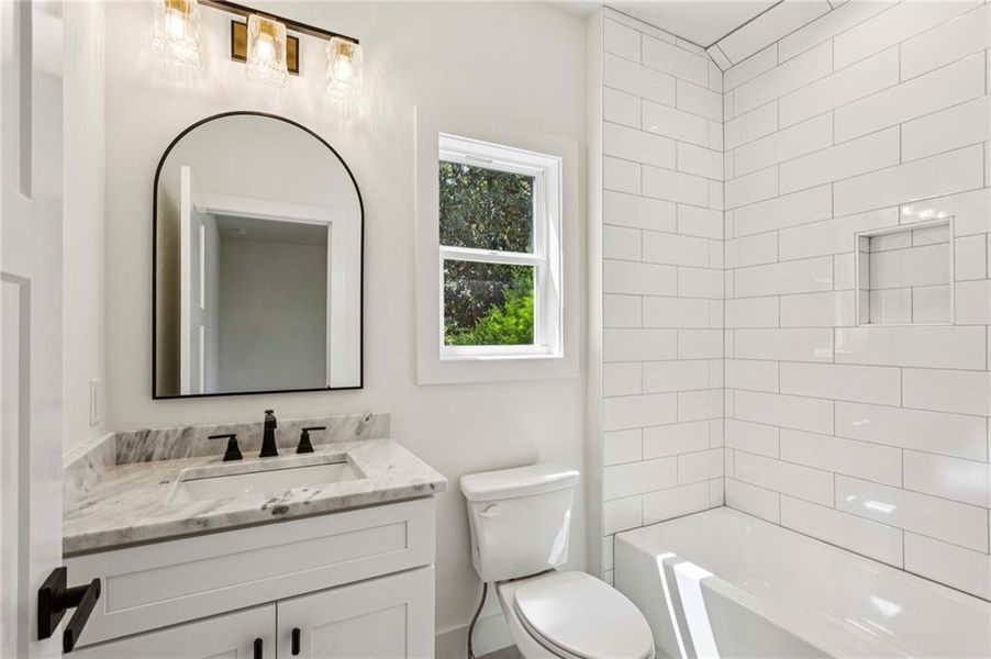 Image 33 of a home in .