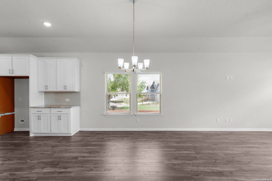 Spacious, unfurnished interior of a new home in The Crossvine, Schertz (Image 12).
