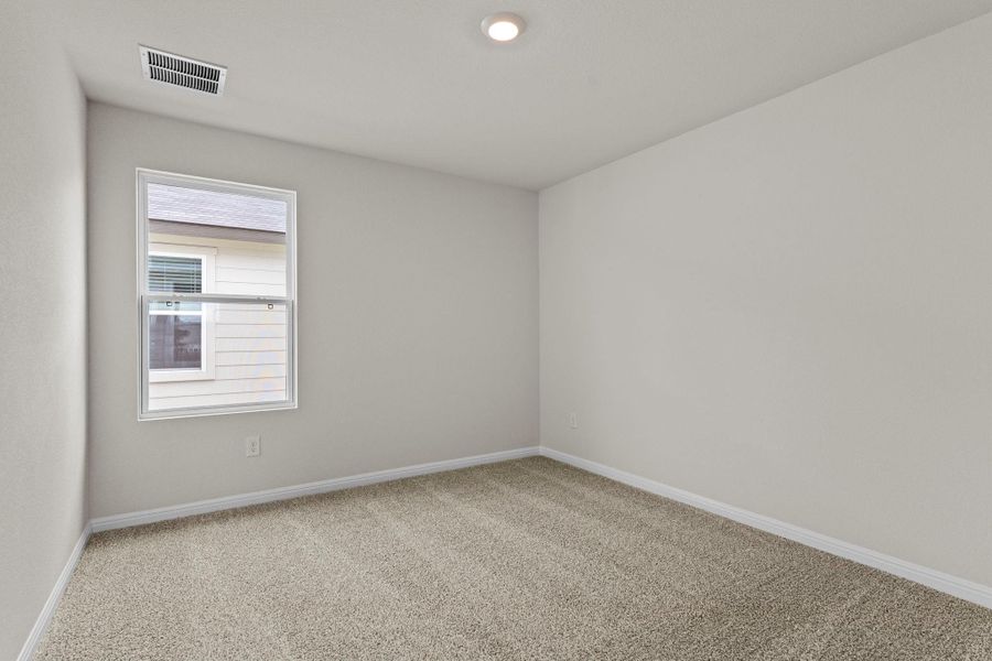 Spacious, unfurnished interior of a new home in Whisper South, San Marcos (Image 25).