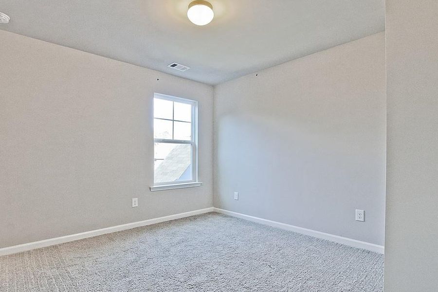 Spacious, unfurnished interior of a new home in , Crawford (Image 25).