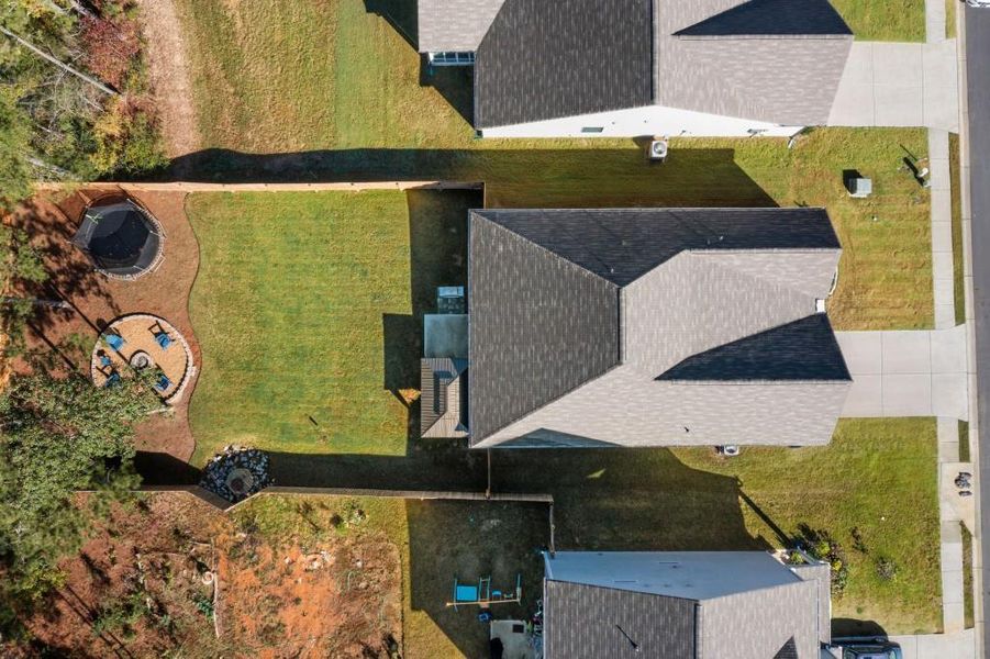 Image 28 of a home in Sycamore Crest.