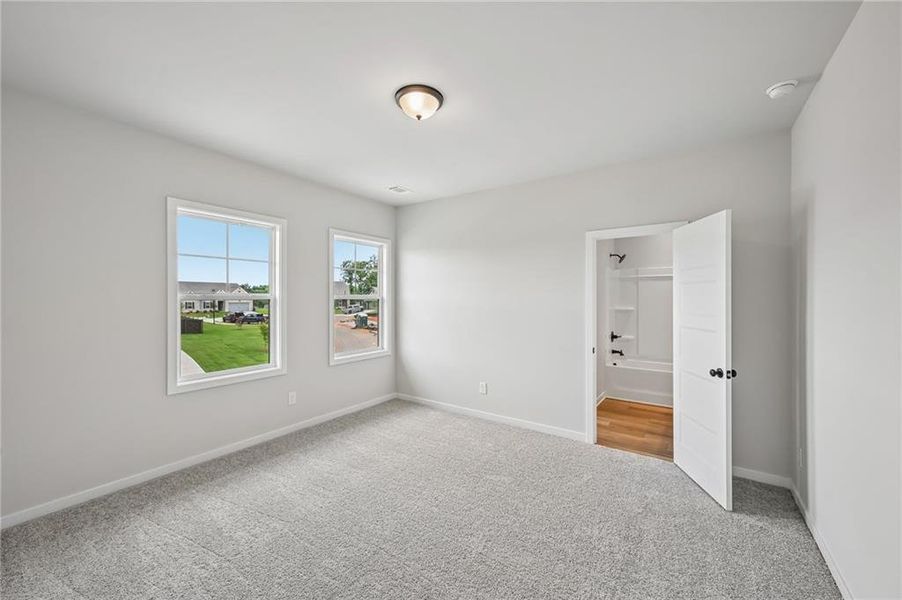 Spacious, unfurnished interior of a new home in Fowler Farms, Auburn (Image 36).