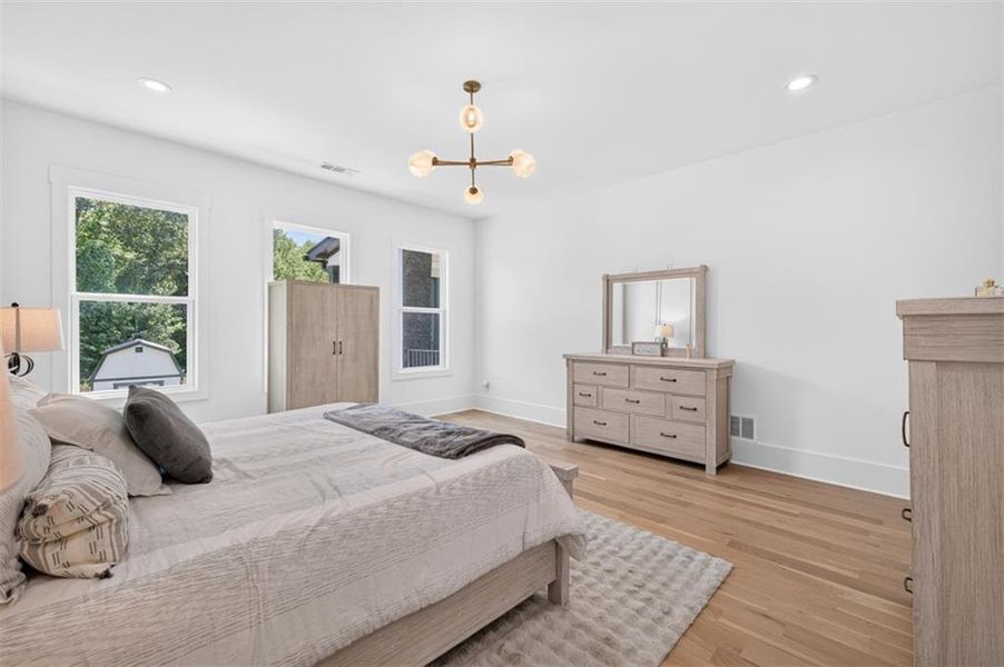 Furnished interior view inside a new home in , Buford (Image 67).