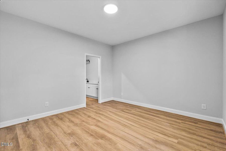 16-Lan 1181 Flora-16