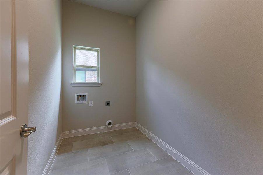 Furnished interior view inside a new home in , Venus (Image 9). Furnished interior view inside a new home in , Venus (Image 9).