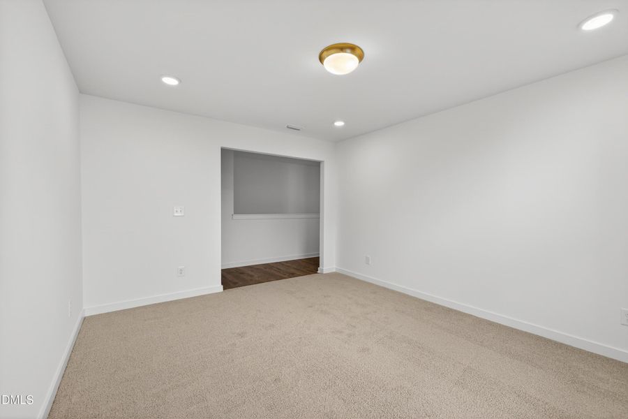 58 Manor Stone Dr-30