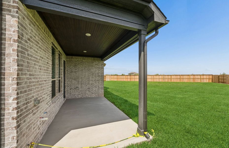 Exterior details and patio area of a home in Lago Mar, Texas City (Image 3). Exterior details and patio area of a home in Lago Mar, Texas City (Image 3).