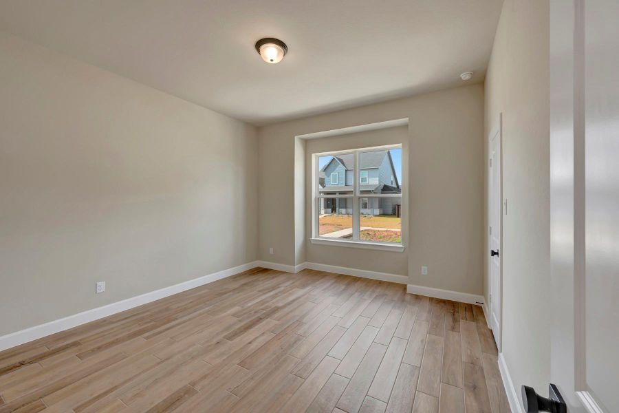 Spacious, unfurnished interior of a new home in Indigo - Enclave Collection, Richmond (Image 19). Spacious, unfurnished interior of a new home in Indigo - Enclave Collection, Richmond (Image 19).