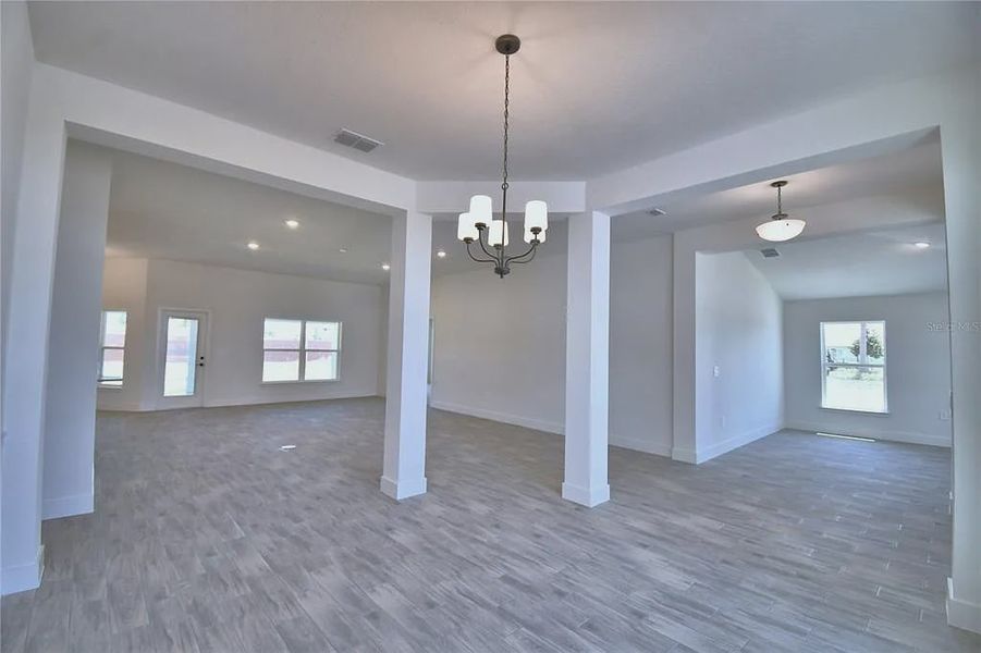 Spacious, unfurnished interior of a new home in Lake Juliana Estates, Auburndale (Image 16).