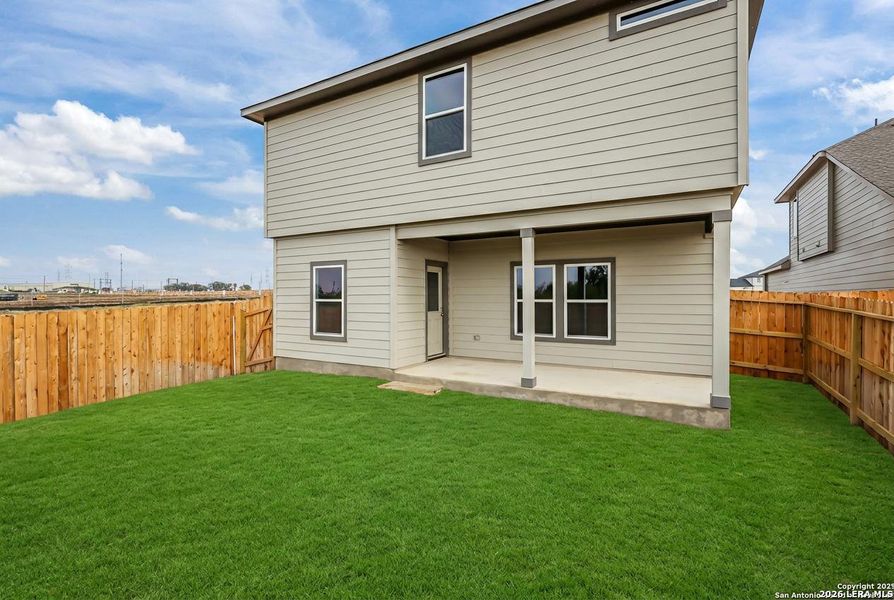 Exterior details and patio area of a home in Garden Grove, San Antonio (Image 24).