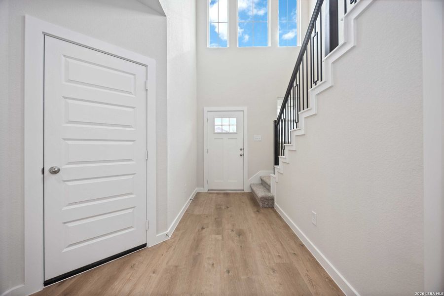 Spacious, unfurnished interior of a new home in Katzer Ranch, Converse (Image 14). Spacious, unfurnished interior of a new home in Katzer Ranch, Converse (Image 14).