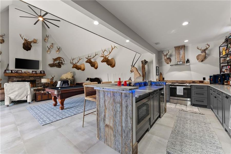 Furnished interior view inside a new home in , Jefferson (Image 79).