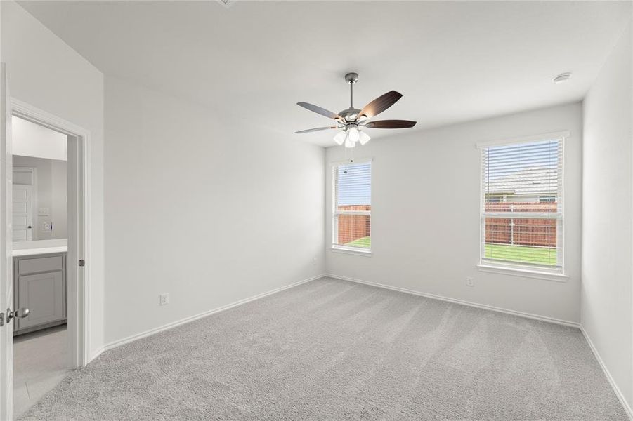 Spacious, unfurnished interior of a new home in Creekside Ranch, Blue Ridge (Image 17). Spacious, unfurnished interior of a new home in Creekside Ranch, Blue Ridge (Image 17).