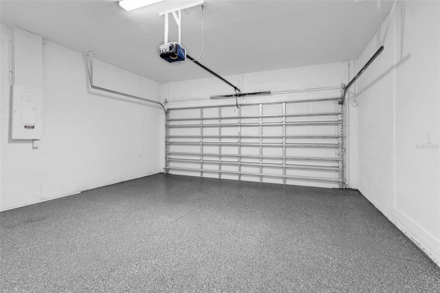 Spacious, unfurnished interior of a new home in , Port Charlotte (Image 47). Spacious, unfurnished interior of a new home in , Port Charlotte (Image 47).