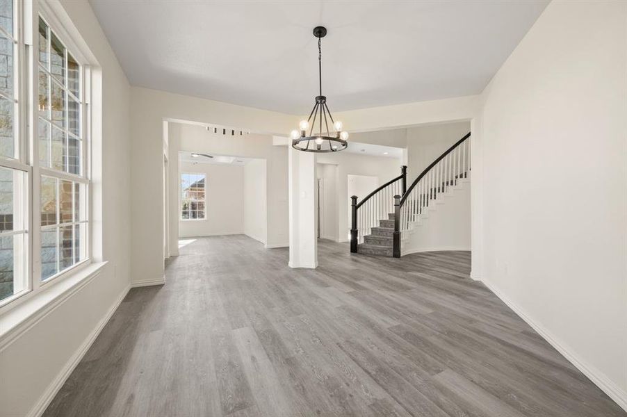 Spacious, unfurnished interior of a new home in , Grand Prairie (Image 23).