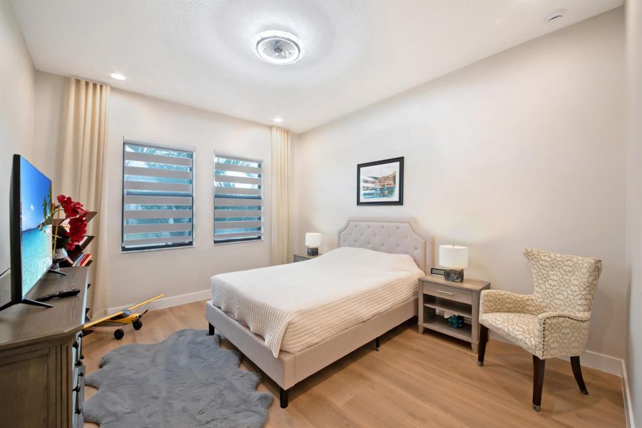 Furnished interior view inside a new home in , Boca Raton (Image 10).