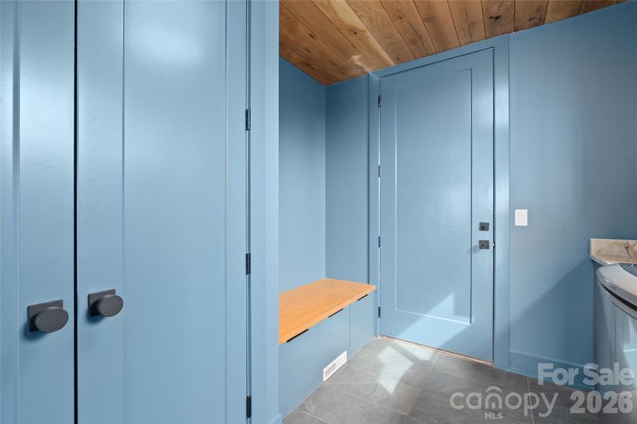 Image 38 of a home in . Image 38 of a home in .