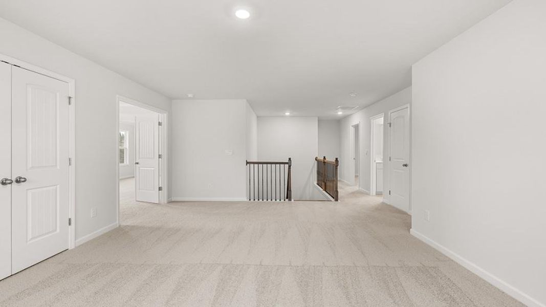 Spacious, unfurnished interior of a new home in Butner Estates, South Fulton (Image 27).