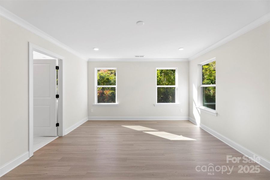 Spacious, unfurnished interior of a new home in , Huntersville (Image 14).