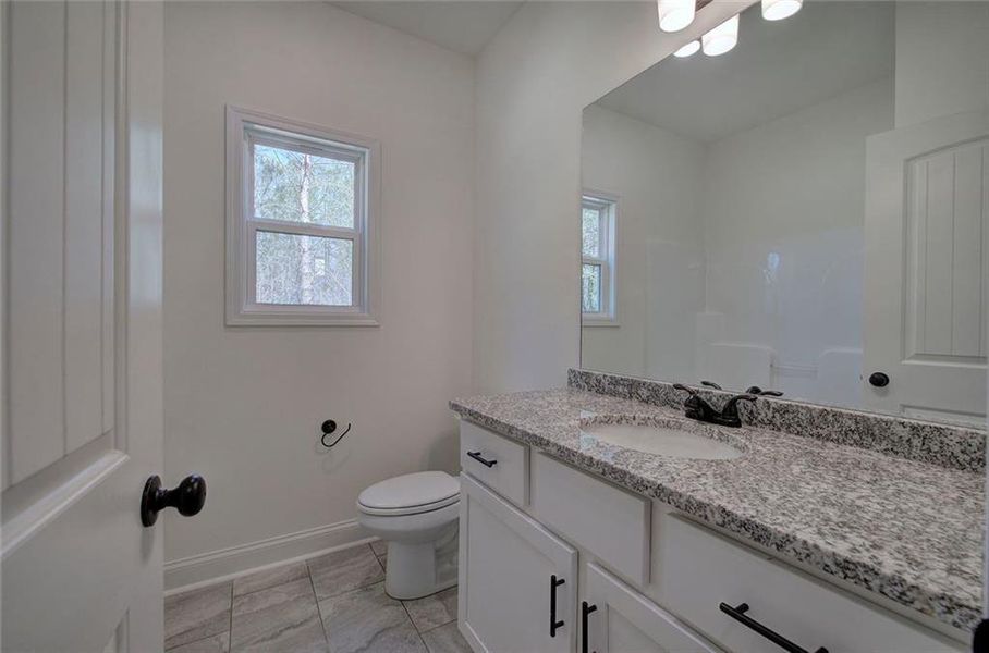 Furnished interior view inside a new home in , Dallas (Image 10).