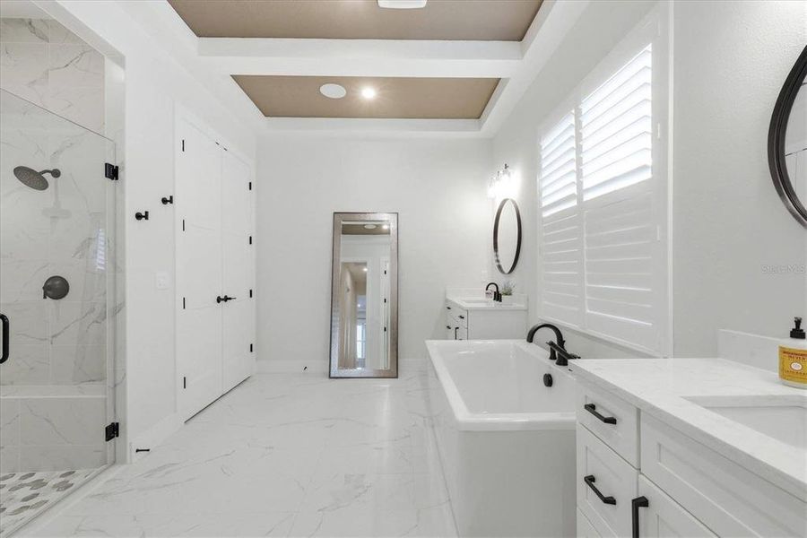 Furnished interior view inside a new home in , Sarasota (Image 13).