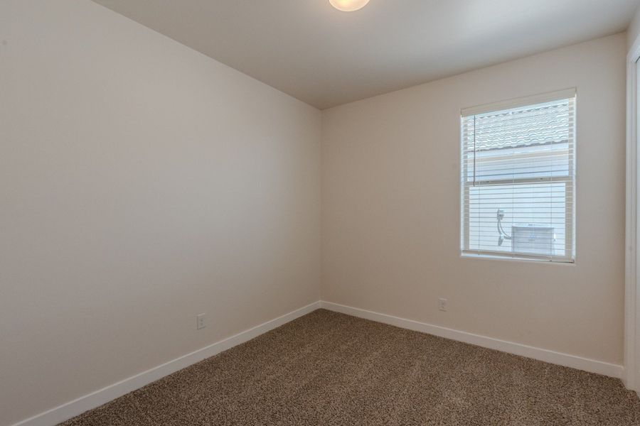 Spacious, unfurnished interior of a new home in Emerald Estates, El Paso (Image 26).