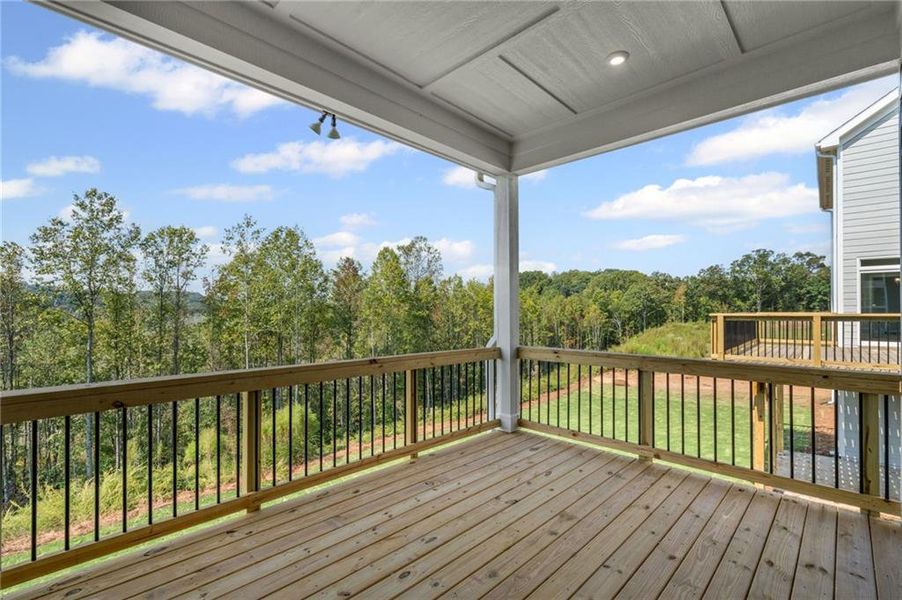 Image 40 of a home in Twin Lakes.