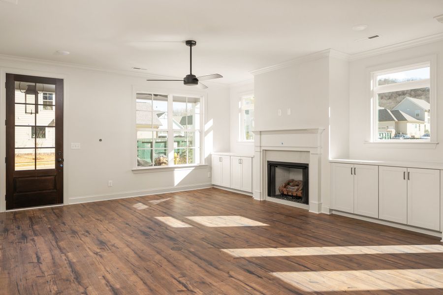 Representative unfurnished interior of a home built from the The Hamilton by Greentech Homes LLC in The Thicket at Sedman Hills, Hixson (Image 10).