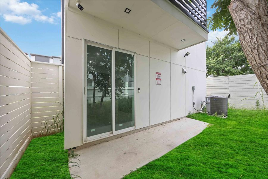 Exterior details and patio area of a home in , Houston (Image 22).