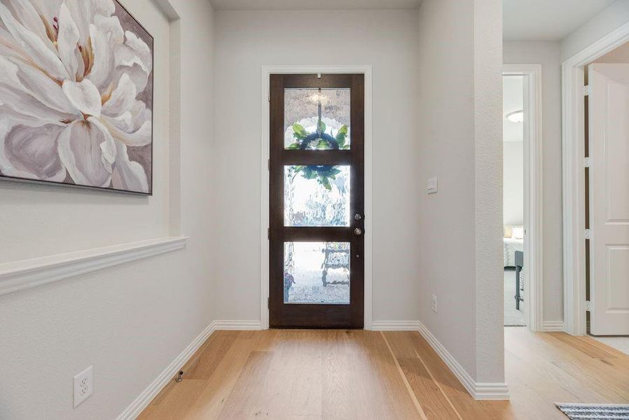 Spacious, unfurnished interior of a new home in Reunion, Rhome (Image 21).