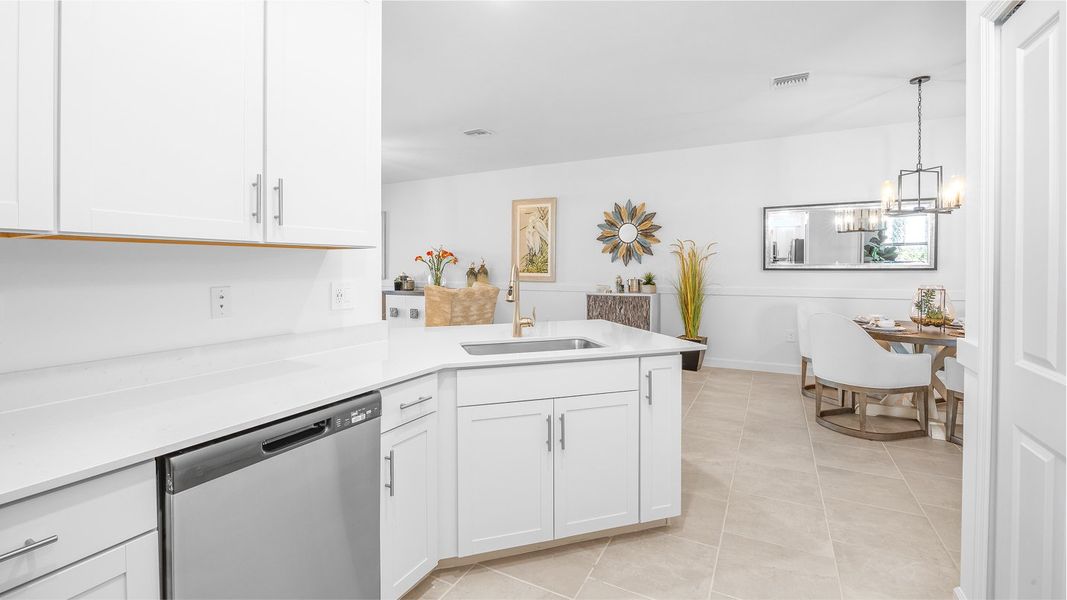 9282 Orchid Kitchen 1of3 Base3