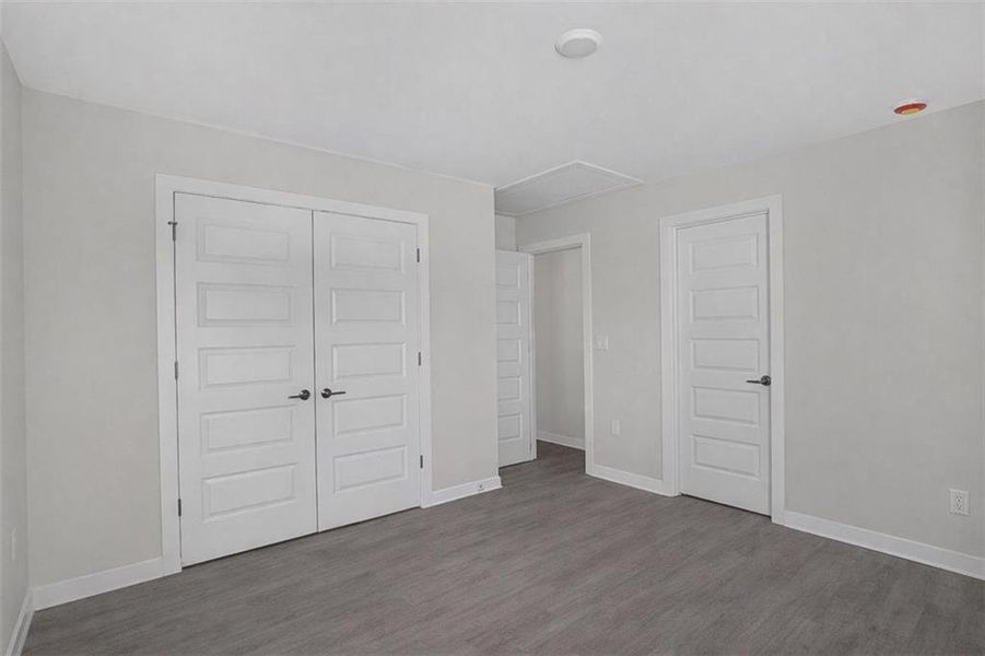 Spacious, unfurnished interior of a new home in , Fayetteville (Image 8).