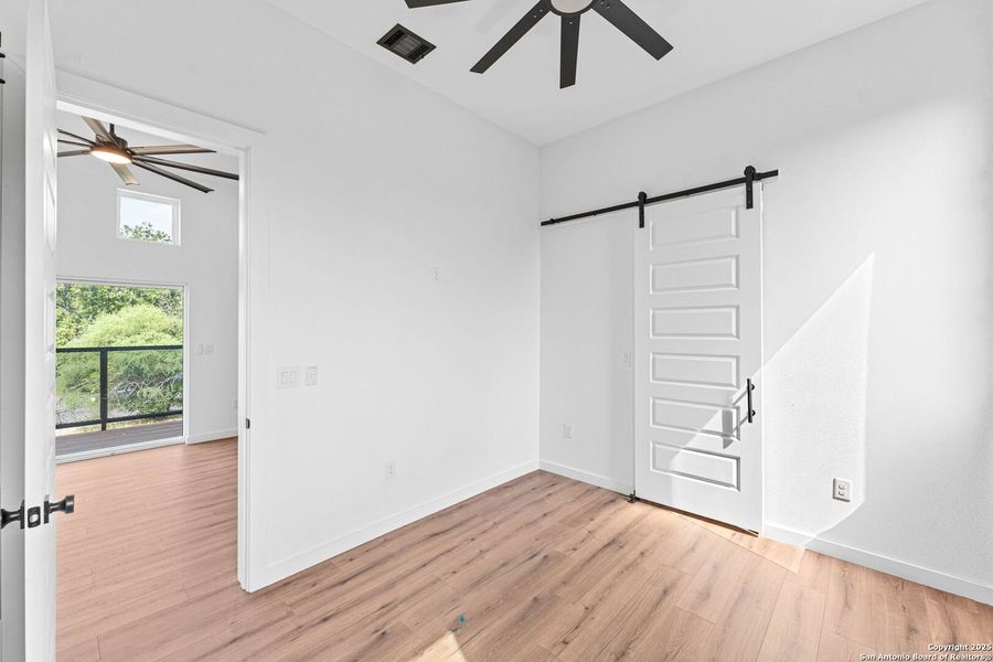 Spacious, unfurnished interior of a new home in , San Antonio (Image 26). Spacious, unfurnished interior of a new home in , San Antonio (Image 26).