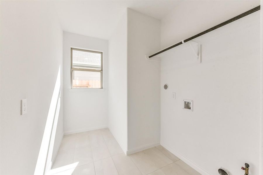 Spacious, unfurnished interior of a new home in Colony at Pinehurst, Pinehurst (Image 33). Spacious, unfurnished interior of a new home in Colony at Pinehurst, Pinehurst (Image 33).
