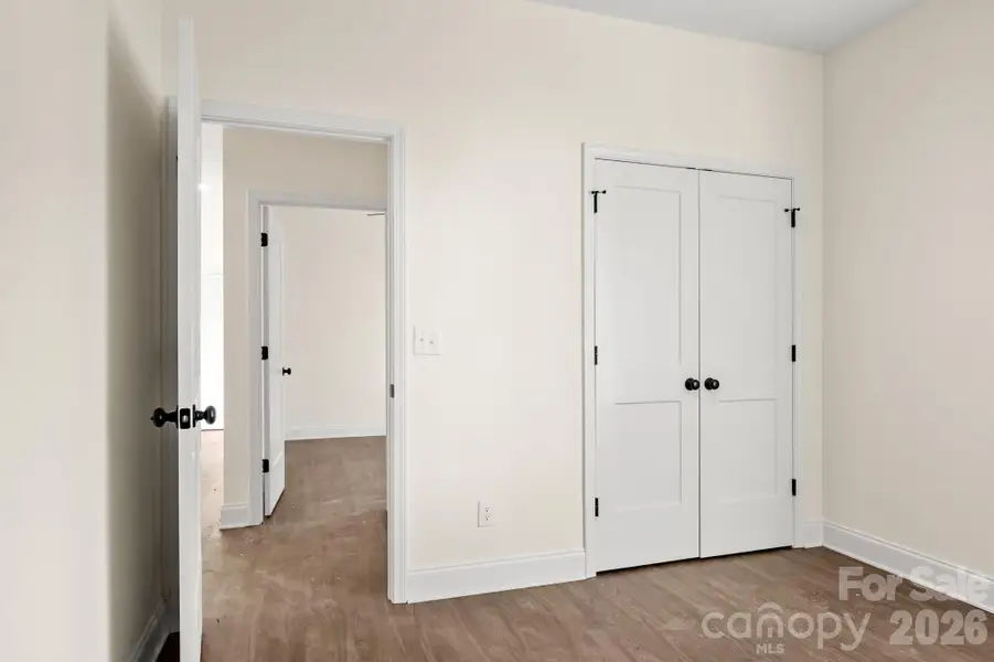 Spacious, unfurnished interior of a new home in , Rock Hill (Image 24).