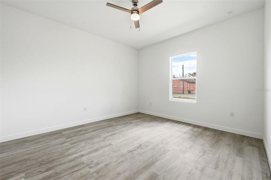 Spacious, unfurnished interior of a new home in , Haines City (Image 68).