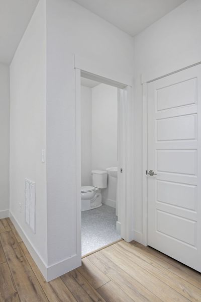 Spacious, unfurnished interior of a new home in Lyric at RidgeGate, Lone Tree (Image 9).