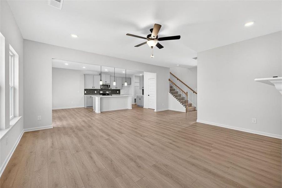 Spacious, unfurnished interior of a new home in Garrett Preserve, Douglasville (Image 22).