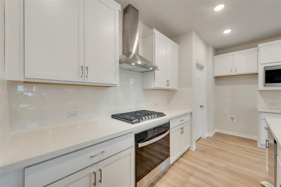 Furnished interior view inside a new home in Spiritas Ranch, Little Elm (Image 8).