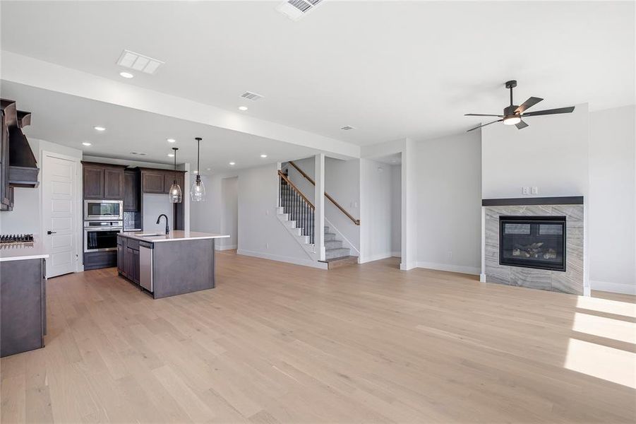 Spacious, unfurnished interior of a new home in Talon Hills, Fort Worth (Image 19).