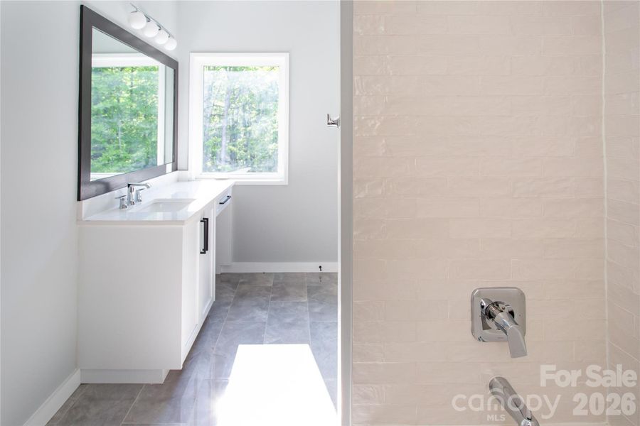 Image 34 of a home in .