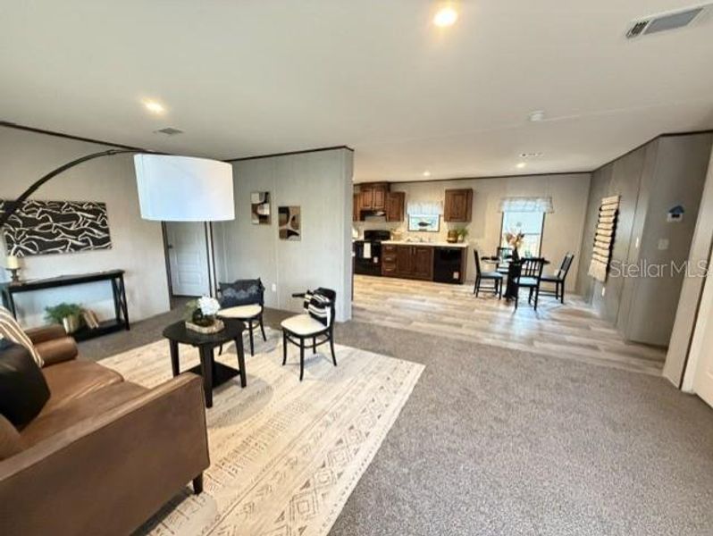 Furnished interior view inside a new home in , Chiefland (Image 8).