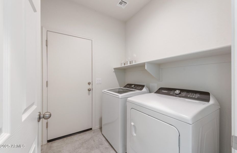 21 - Laundry Room
