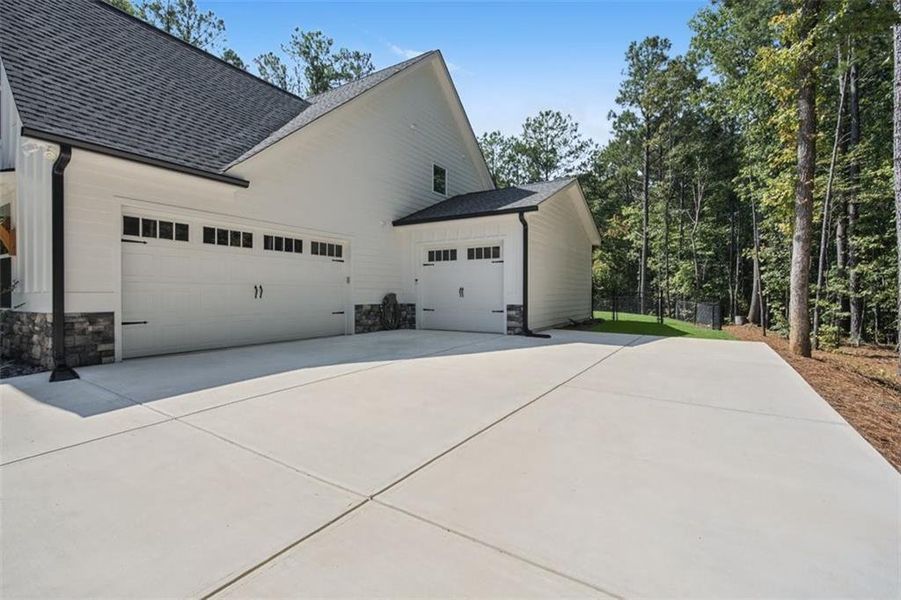 Exterior details and patio area of a home in , Douglasville (Image 33).