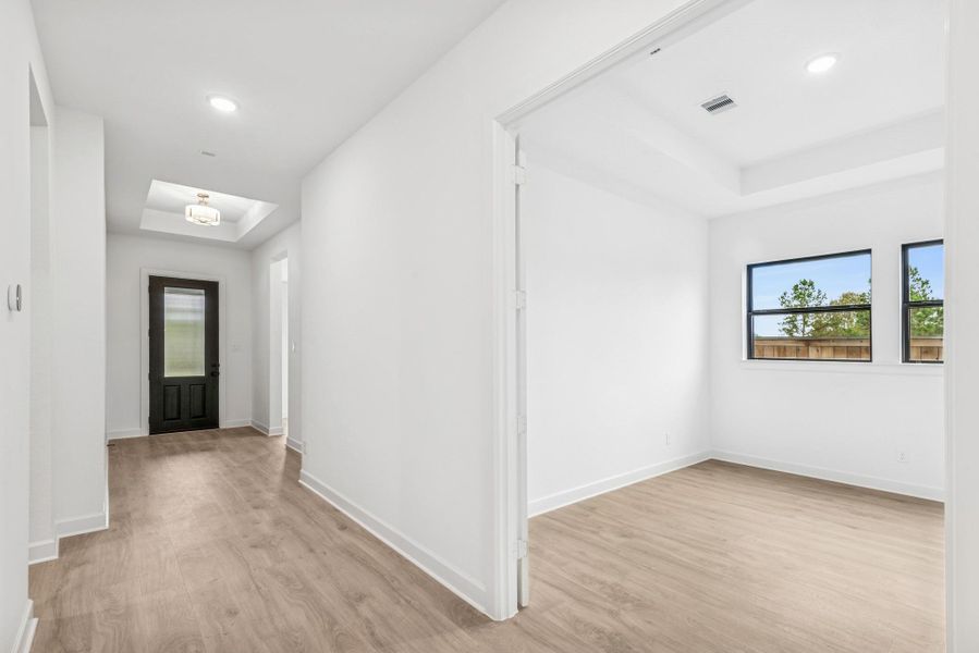 Spacious, unfurnished interior of a new home in Kresston, Magnolia (Image 26). Spacious, unfurnished interior of a new home in Kresston, Magnolia (Image 26).