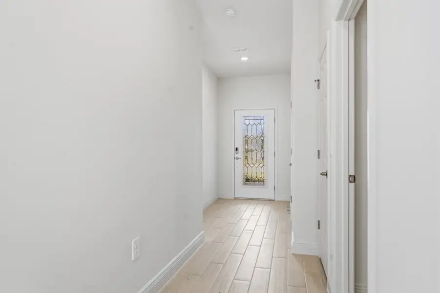 Spacious, unfurnished interior of a new home in Huntington Park, Titusville (Image 30). Spacious, unfurnished interior of a new home in Huntington Park, Titusville (Image 30).