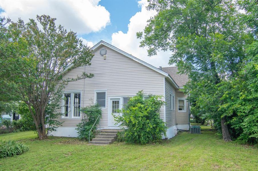 Image 20 of a home in .