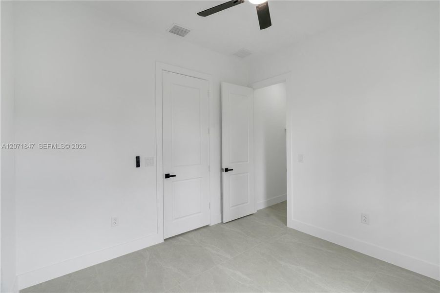 Spacious, unfurnished interior of a new home in , Lehigh Acres (Image 33).