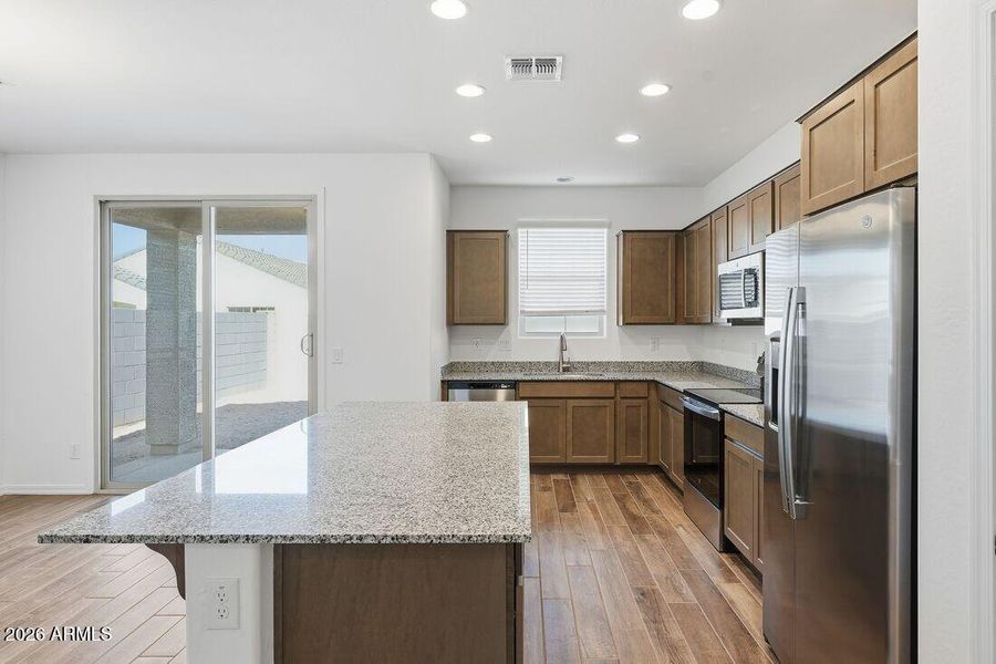 hj-az-phoenix-parkside-rio-vista-35-2-lo